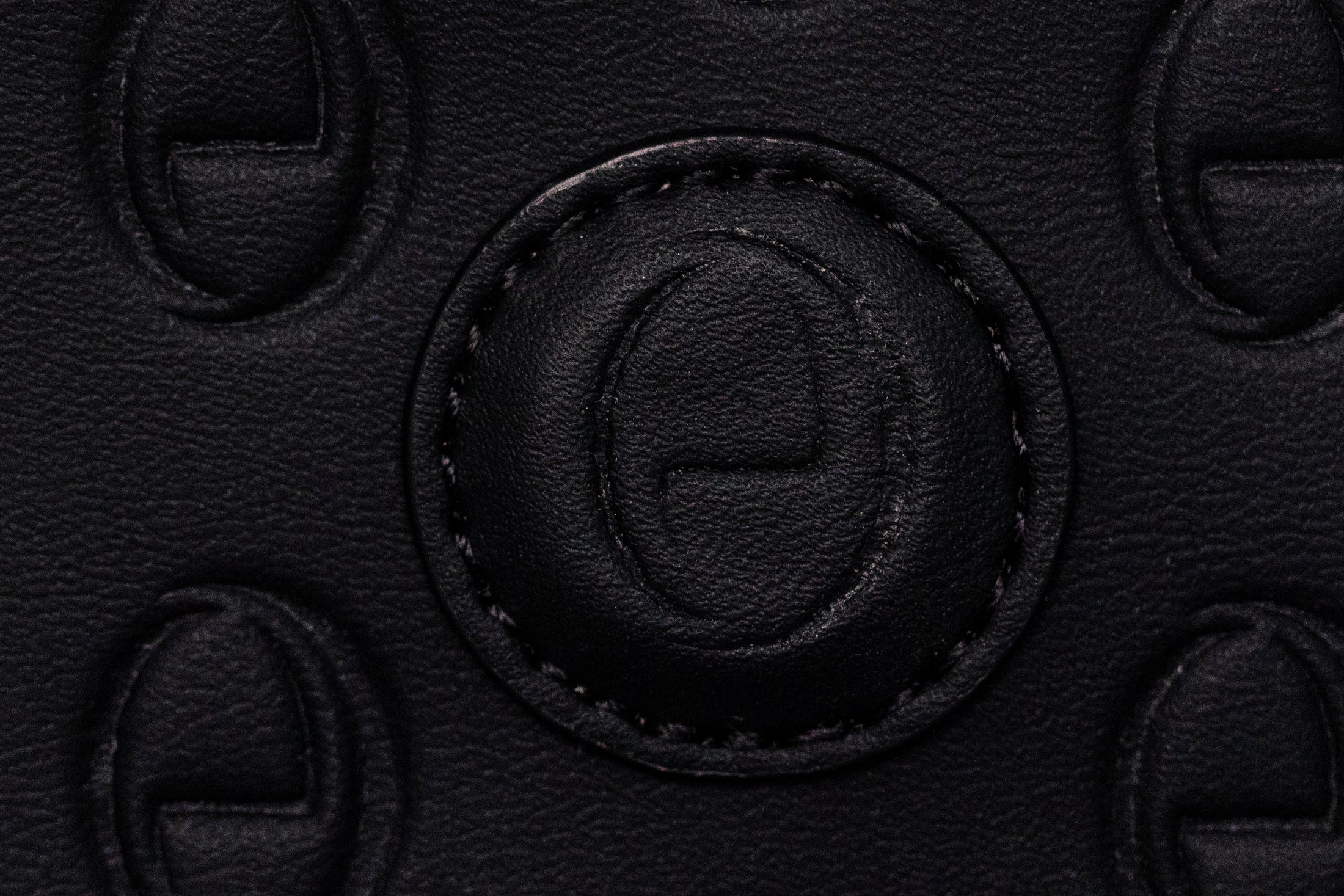 The Leather Ryan Pouch