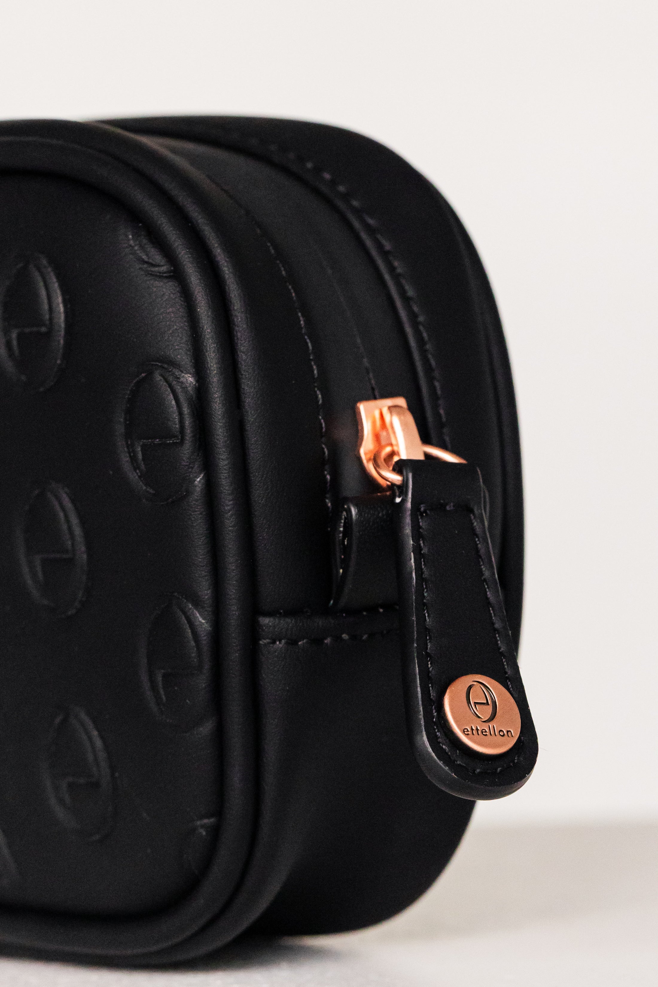 The Leather Ryan Pouch
